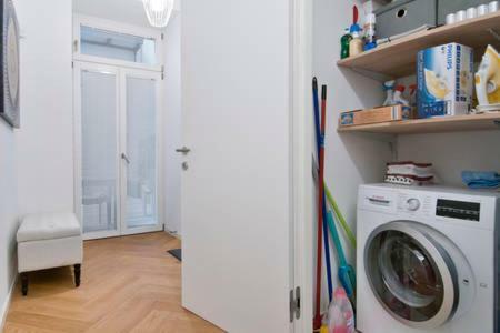 Homestay Sisi Вена Экстерьер фото